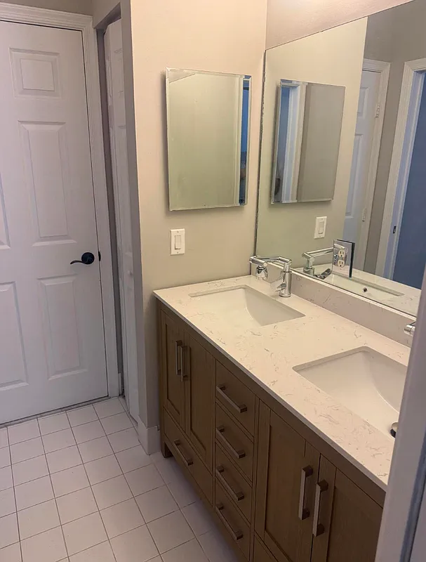 3 bed, 2.5 bath, 1816 sqft, $4,000 — Photo 4