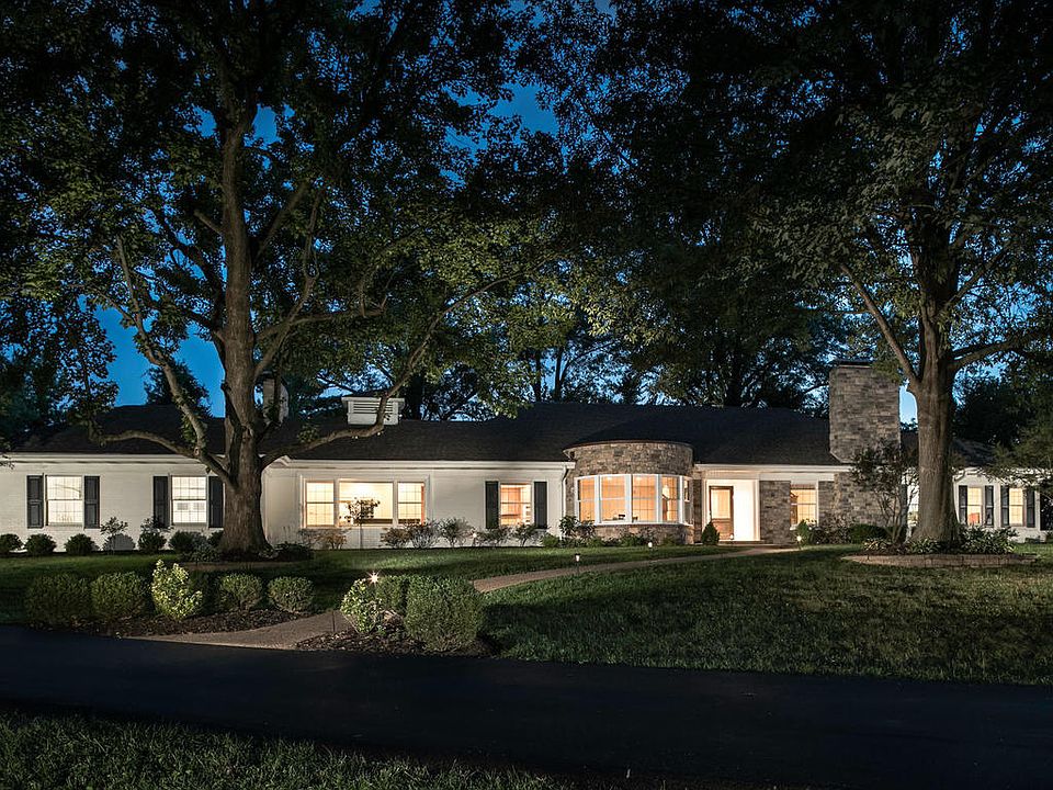 1st image of 1 Country Aire Dr