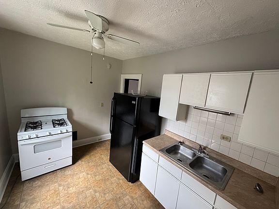 5th image of 2161 Cathedral Ave #1