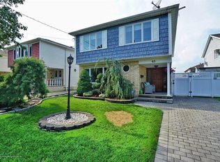 63 Reading Ave, Staten Island, NY