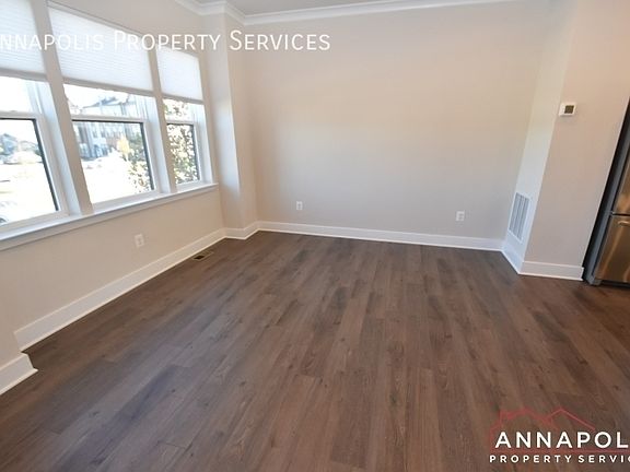 4th image of 604 Chalcedony Ln