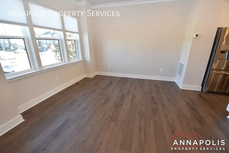 604 Chalcedony Ln — Photo 4