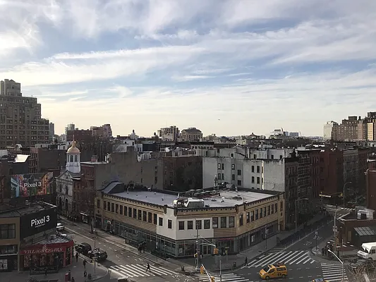 Rented by Compass | media 24