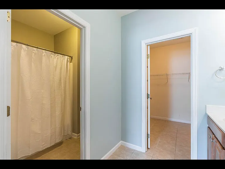 4736 Pompano Ln — Photo 6
