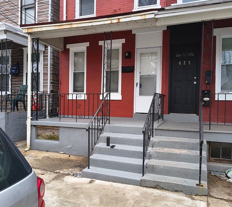 1st image of 427 Elmer St