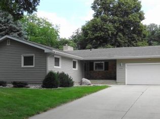 2508 W Costello Rd, Sioux Falls, SD 57105