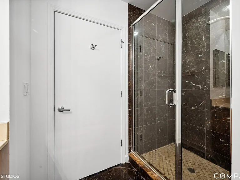 1841 S Calumet Ave #1002 — Photo 12