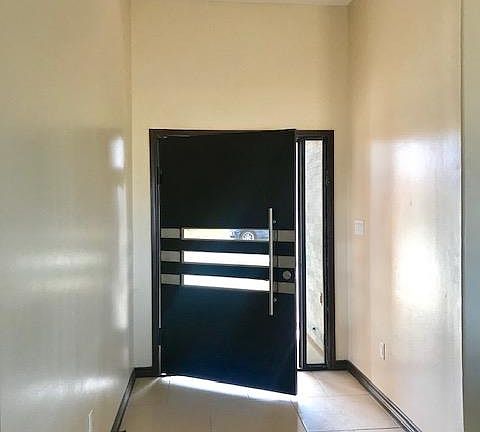 3rd image of 2721 Acadia Dr