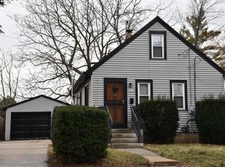 3631 S Ellen St, St Francis, WI 53235