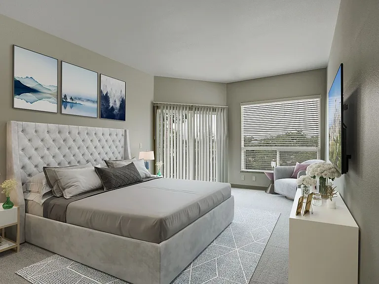 The Carillon Apartments — Photo 4