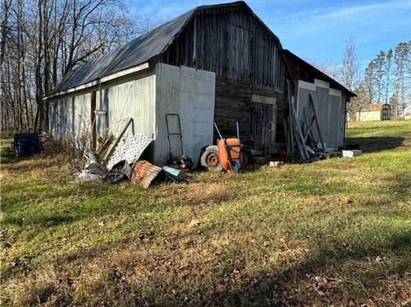 9 Keesler Ave, Kane, PA 16735
