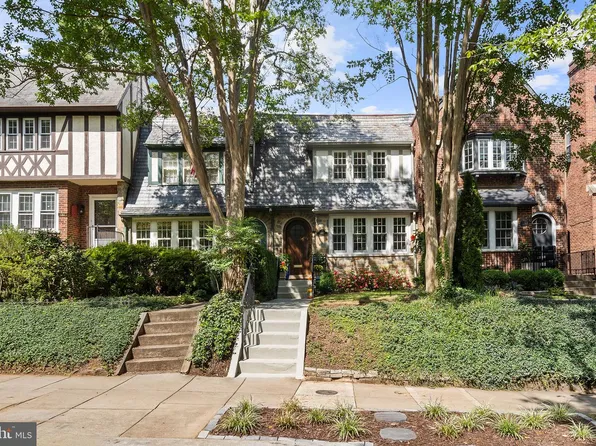 4407 Greenwich Pkwy NW, Washington, DC 20007