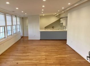 609 E Market St APT 302, Charlottesville, VA 22902