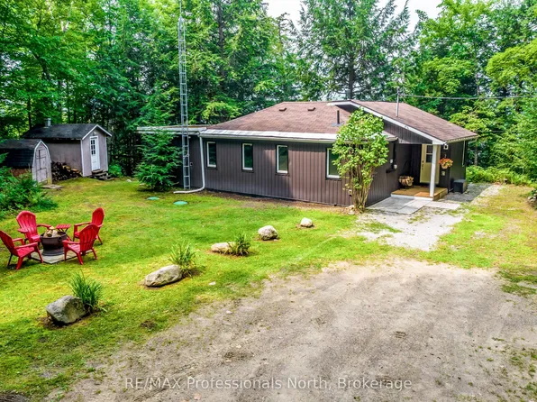 1813 Kashagawigamog Lake Rd, Minden Hills, ON K0M 2K0