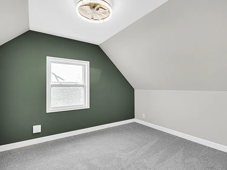 7339 Jefferson Ave — Photo 13