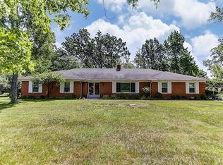 6700 Carinthia Dr, Dayton, OH 45459