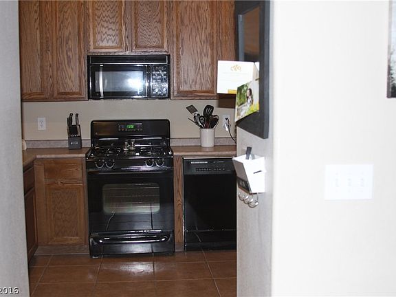 3rd image of 854 W Sheerwater Ave