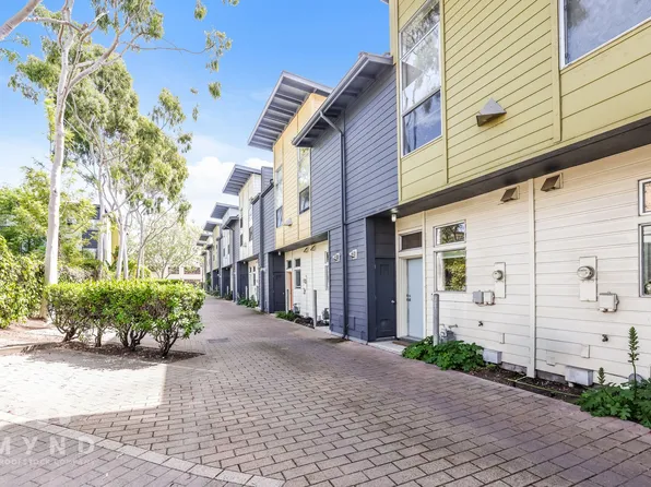 1222 32nd St, Oakland, CA 94608