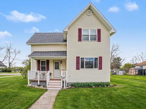 232 S Gwinner St, Ithaca, MI 48847