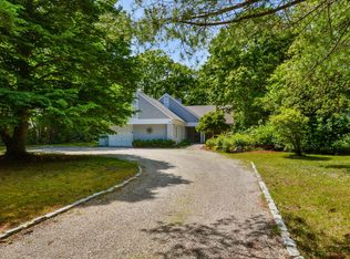 186 Coonamessett Cir, East Falmouth, MA 02536