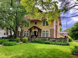 7300 Summit St, Kansas City, MO 64114