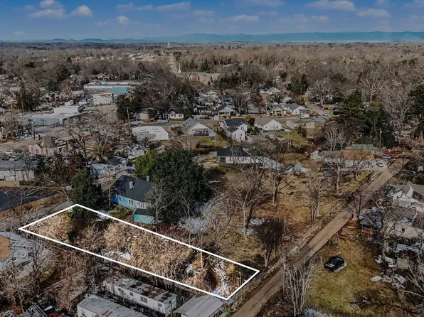 9 Glass St, Greenville, SC 29609