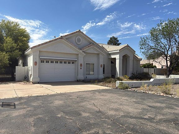 3rd image of 10025 N Ironwood Oasis Pl
