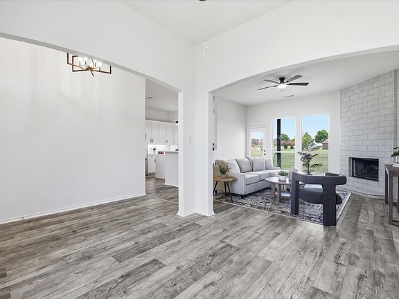 4th image of 14316 Rising Spring Rd