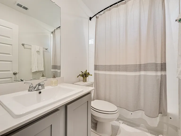 5011 Emerald Hill Dr — Photo 28