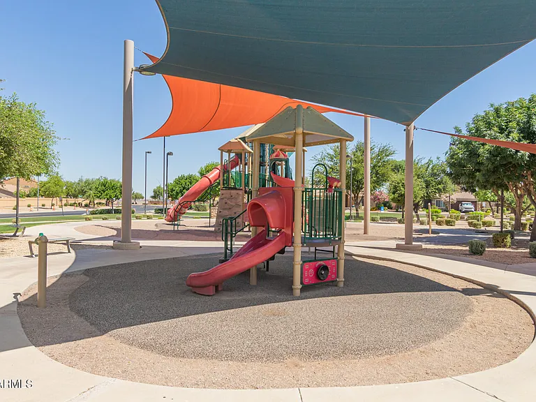 2415 E San Miguel Dr — Photo 34