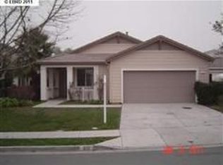 310 W 8th St, Pittsburg, CA
