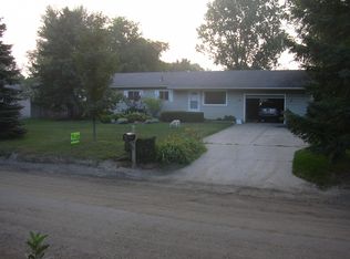 5355 Rohr Rd, Auburn Hills, MI 48326