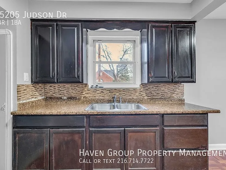 15205 Judson Dr — Photo 10