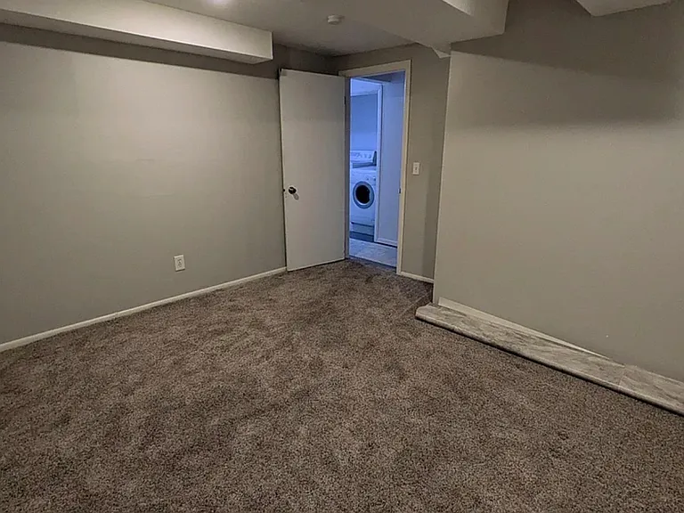 1629 S Michigan Ave — Photo 15