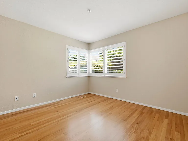 4125 Fireside Ct — Photo 20