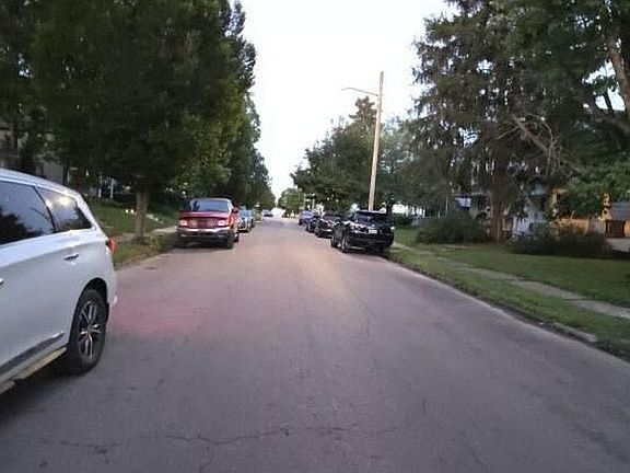 4th image of 1591 Aberdeen Ave