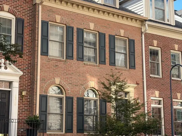 1318 N Adams Ct, Arlington, VA 22201