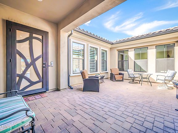 4th image of 1867 E GILLCREST Road