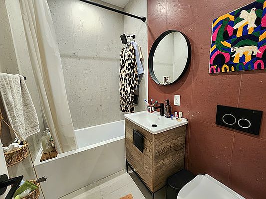 5th image of 1204 Bedford Ave #G