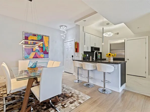 200 4th Ave S Unit 321, Saint Petersburg, FL 33701