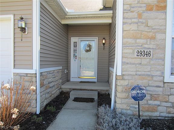 3rd image of 29346 Hummingbird Ct #94