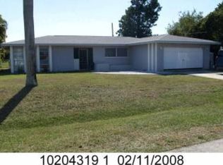 1454 Viking Ct, Cape Coral, FL 33904