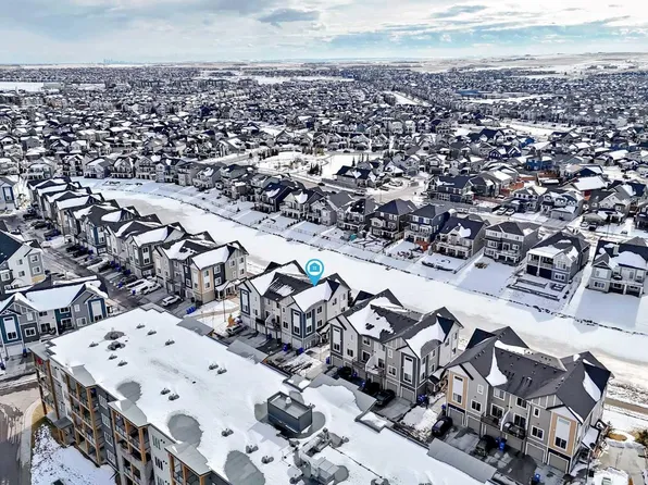 294 Canals Cir SW, Airdrie, AB T4B 2N8