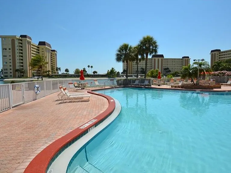 4550 Cove Cir #808 — Photo 29