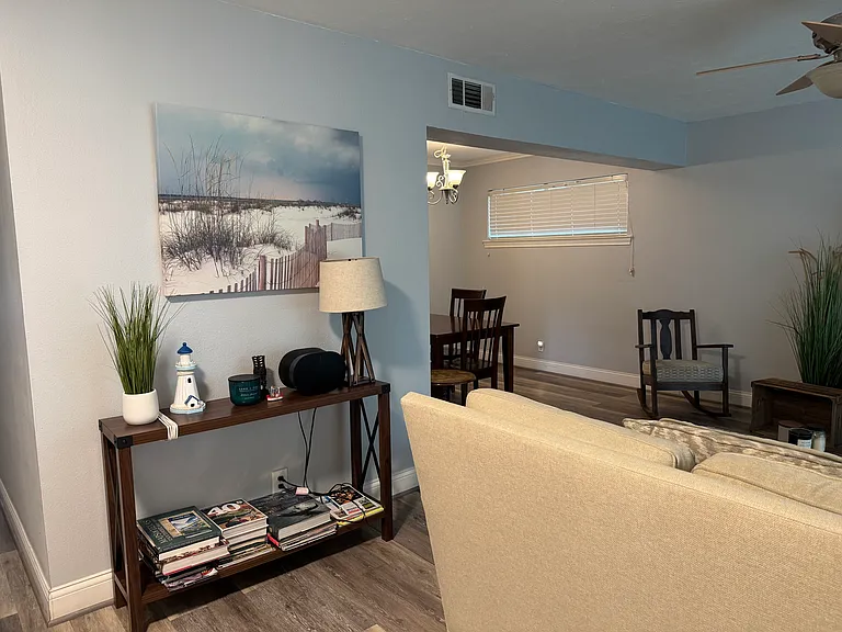 9619 Liptonshire Dr — Photo 11