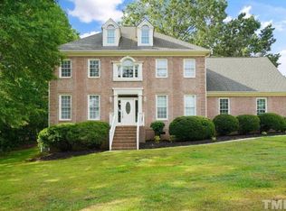 110 Lake Point Dr, Clayton, NC 27527