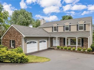 139 Carriage Hill Rd, Brewster, NY 10509