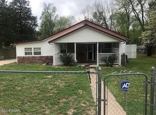 605 Park St, Anderson, MO 64831