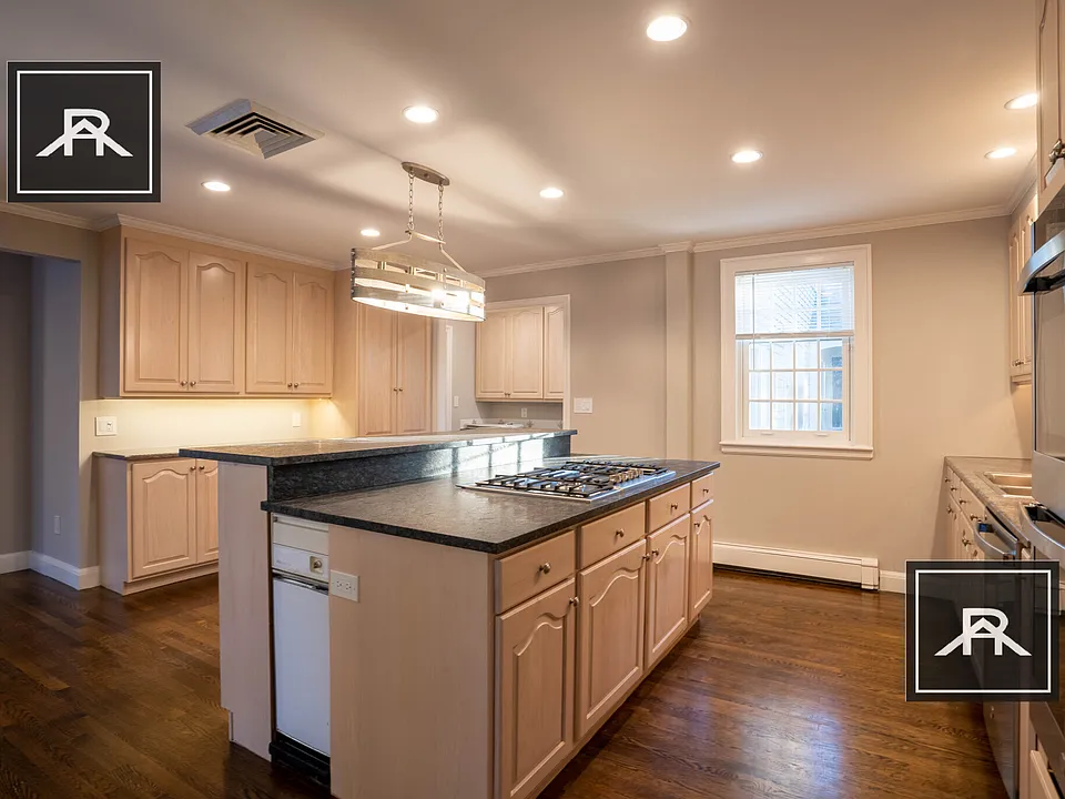 42 Puddingstone Ln