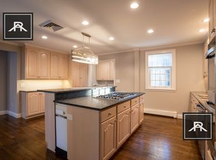 42 Puddingstone Ln, Newton Center, MA 02459